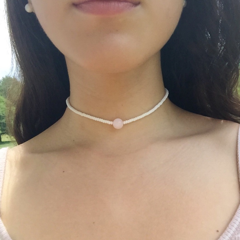 Light Heart Choker Necklace - Picture 4 of 5